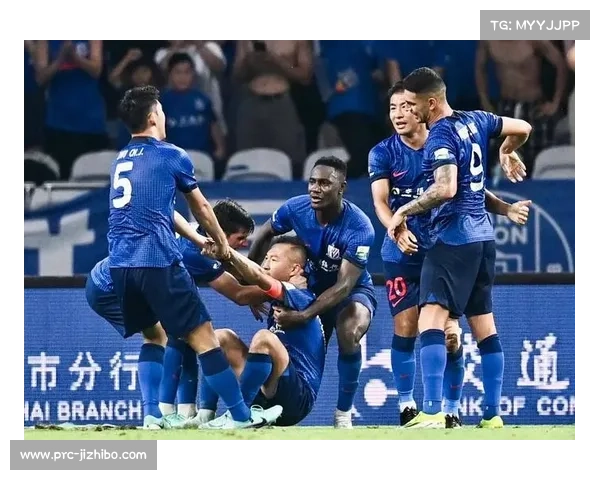 上海申花1-0深圳新鹏城,保留争冠悬念至末轮 上海申花1-0深圳新鹏城,保留争冠悬念至末轮